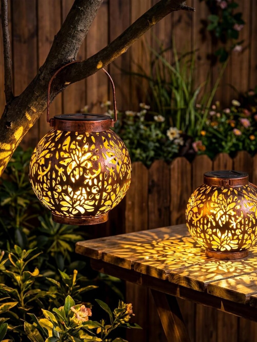 2 Pack Outdoor Solar Hanging Lantern Lights, Waterproof Tabletop with Handle, LE